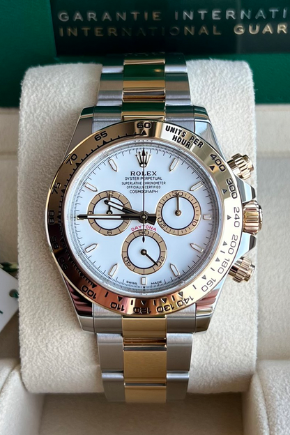 Rolex Cosmograph Daytona Oyster, 40 mm, Oystersteel and yellow gold Ref: m126503-0001